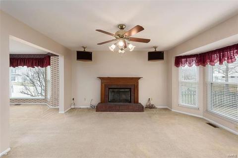 7121 Oak Stream Dr, O'fallon, MO 63368 photo 3