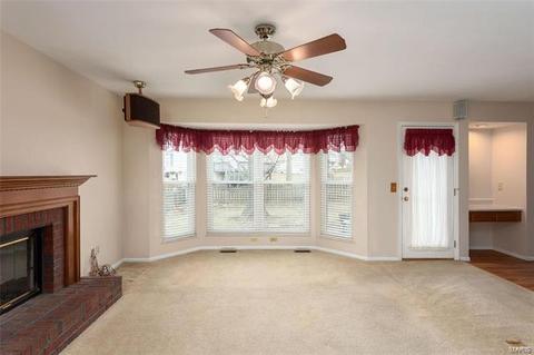 7121 Oak Stream Dr, O'fallon, MO 63368 photo 4