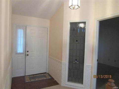 805 Woodside Trl, Ballwin, MO 63021 photo 2
