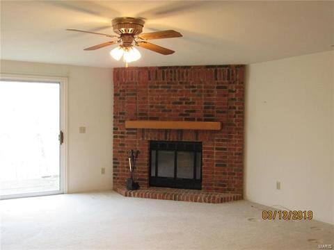 805 Woodside Trl, Ballwin, MO 63021 photo 3