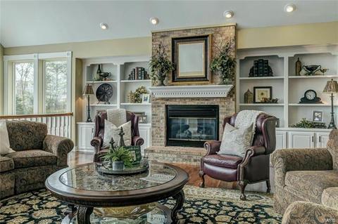 748 Hillenkamp Dr, Weldon Spring, MO 63304 photo 13