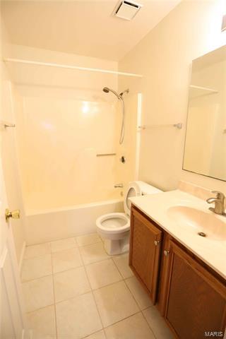 1501 Berry Leaf, Ballwin, MO 63021 photo 21