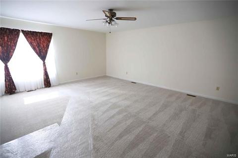 1501 Berry Leaf, Ballwin, MO 63021 photo 12