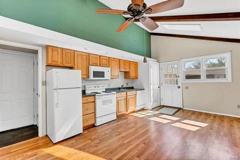 11 Silvercreek Ln, Ballwin, MO 63011 photo 21