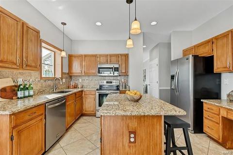2152 Lee Ridge Dr, O'fallon, MO 63368 photo 24