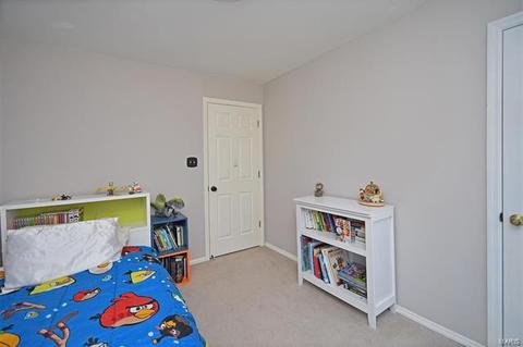1053 Columbard Dr, Ballwin, MO 63021 photo 26