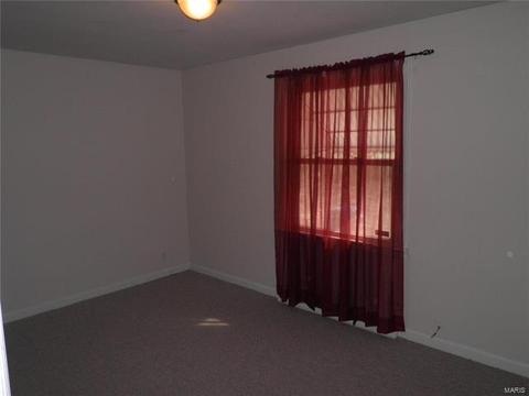 9800 Kelvin, Saint Louis, MO 63137 photo 6