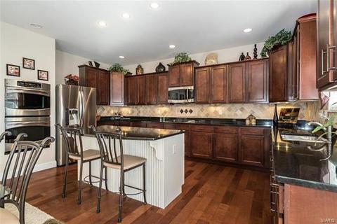 6564 Devonhurst Dr, Saint Louis, MO 63129 photo 31