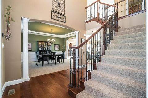 6564 Devonhurst Dr, Saint Louis, MO 63129 photo 13