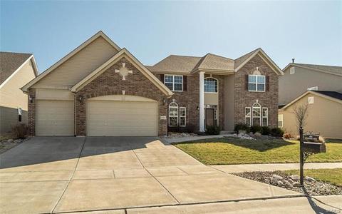 6564 Devonhurst Dr, Saint Louis, MO 63129 photo 2