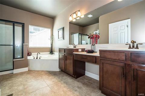 6564 Devonhurst Dr, Saint Louis, MO 63129 photo 43