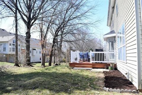 33 Coach Line Dr, O'fallon, MO 63368 photo 4