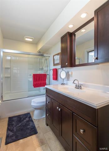 605 Forrester Dr, Manchester, MO 63011 photo 18