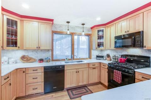 605 Forrester Dr, Manchester, MO 63011 photo 7