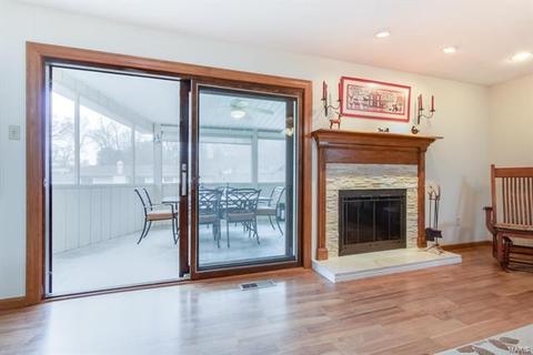 605 Forrester Dr, Manchester, MO 63011 photo 11