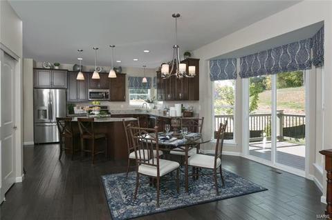 101 Keystone Ridge Dr, O'fallon, MO 63366 photo 9
