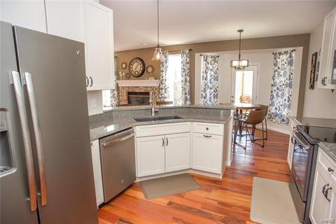 110 Spring Tree Ct, Saint Charles, MO 63303 photo 3