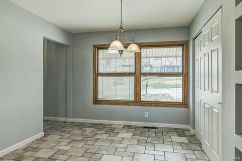 1227 Miremont Dr, Manchester, MO 63011 photo 7