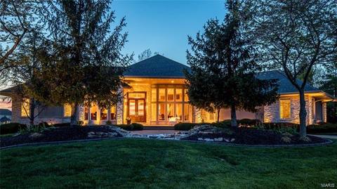 741 Hillenkamp Dr, Weldon Spring, MO 63304 photo 2