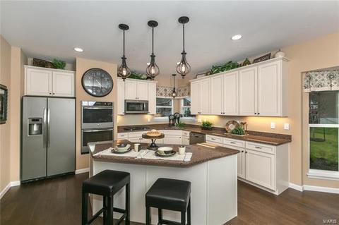 1249 Westrun Dr, Ballwin, MO 63021 photo 9