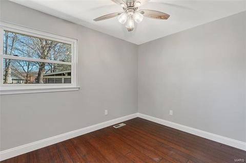 840 Pine Village Ct, Ballwin, MO 63021 photo 15