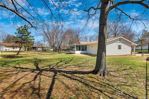 840 Pine Village Ct, Ballwin, MO 63021 photo 22