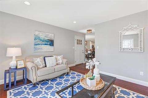 840 Pine Village Ct, Ballwin, MO 63021 photo 5