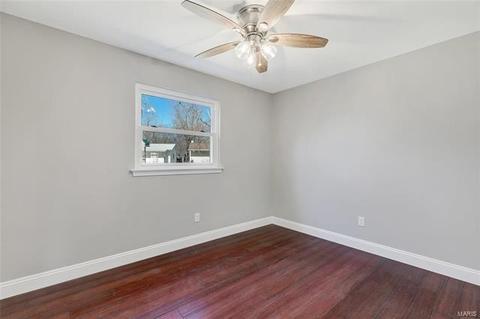840 Pine Village Ct, Ballwin, MO 63021 photo 16