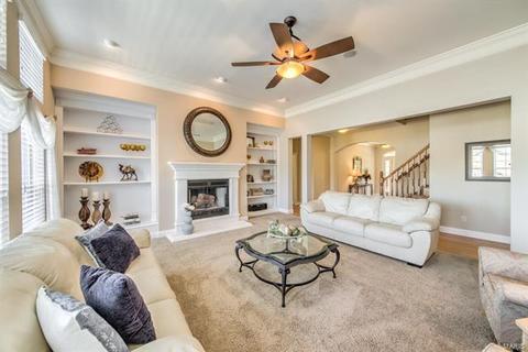 1455 Lucerne Manor Dr, Weldon Spring, MO 63304 photo 5