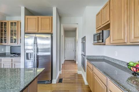 1455 Lucerne Manor Dr, Weldon Spring, MO 63304 photo 9