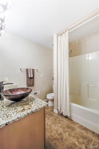 1455 Lucerne Manor Dr, Weldon Spring, MO 63304 photo 28