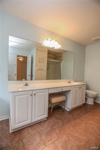 650 Legends View Dr, Eureka, MO 63025 photo 27