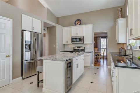 638 Fox Hill Estates Dr, Manchester, MO 63021 photo 14