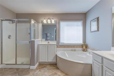 638 Fox Hill Estates Dr, Manchester, MO 63021 photo 21