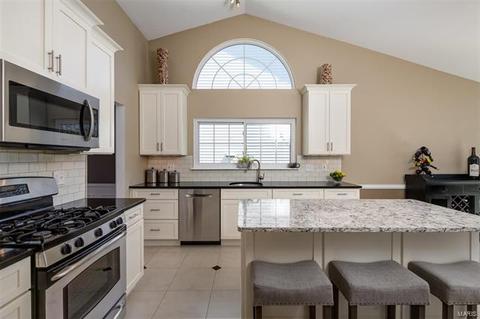 638 Fox Hill Estates Dr, Manchester, MO 63021 photo 15