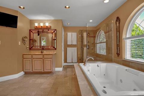 1311 Boly Ln, Ballwin, MO 63021 photo 16