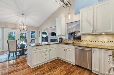 2416 Nalpak Dr, Saint Peters, MO 63376 photo 24