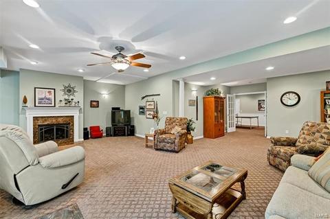 497 Coachgate Ct, Ballwin, MO 63021 photo 26