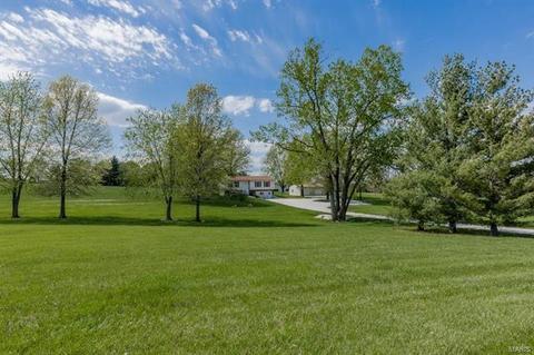 2411 Freymuth Rd, O'fallon, MO 63366 photo 1