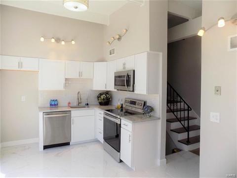 312 Coventry Ln, Manchester, MO 63021 photo 5