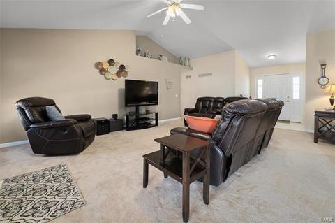 19 Briarcastle Ct, O'fallon, MO 63366 photo 7