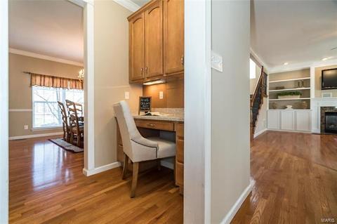 1368 Kiefer Bluffs Dr, Ballwin, MO 63021 photo 21
