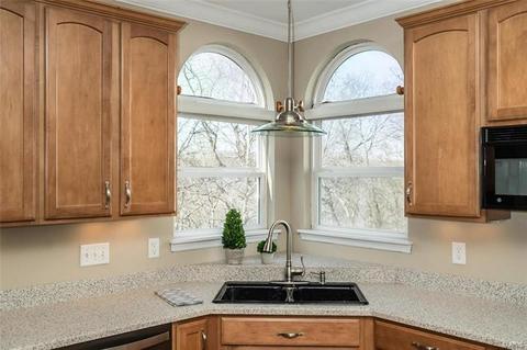 1368 Kiefer Bluffs Dr, Ballwin, MO 63021 photo 14