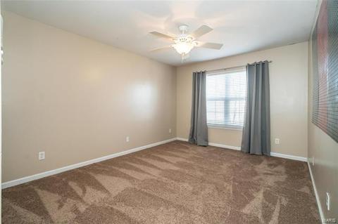 1368 Kiefer Bluffs Dr, Ballwin, MO 63021 photo 22