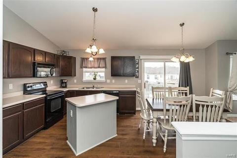 49 W Park Dr, O'fallon, MO 63366 photo 6