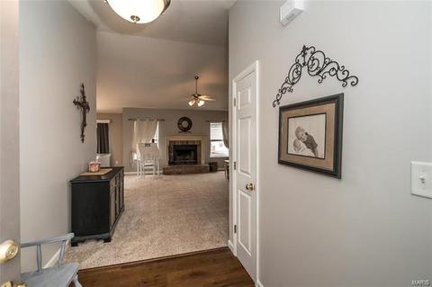 49 W Park Dr, O'fallon, MO 63366 photo 2