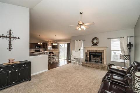 49 W Park Dr, O'fallon, MO 63366 photo 4
