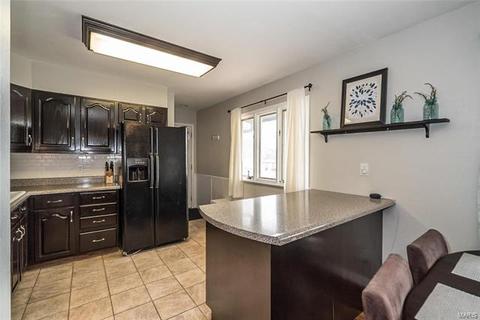 807 Rauscher Dr, Ballwin, MO 63011 photo 14