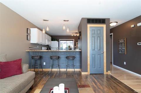 739 Hyde Dr, O'fallon, MO 63366 photo 6