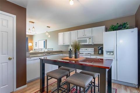 739 Hyde Dr, O'fallon, MO 63366 photo 9